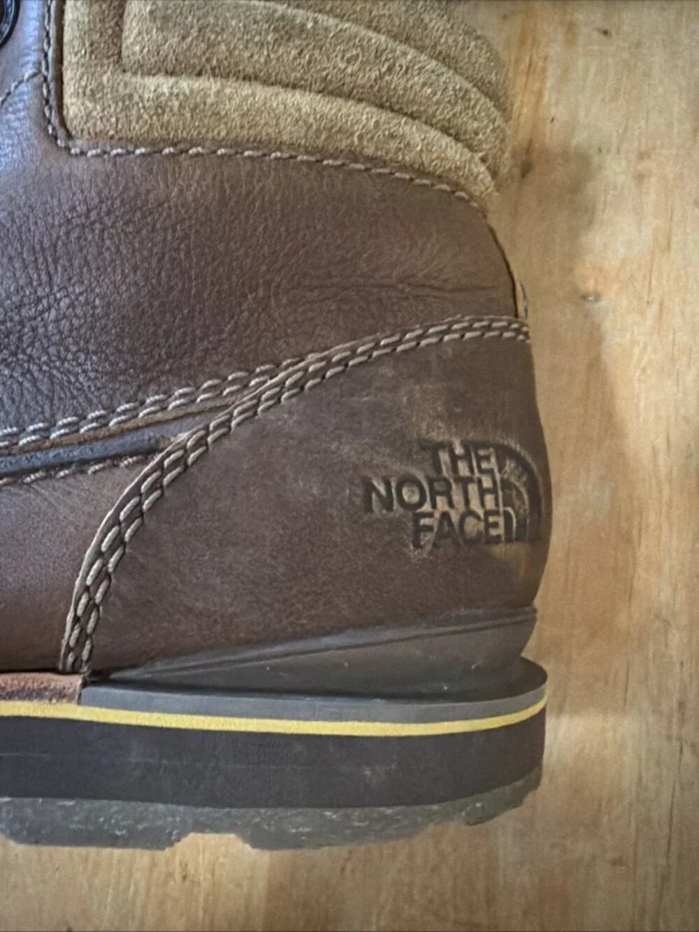 The North Face Bridgeton Chukka Boots Mens 11.5Brown Leather Ankle Top NF0A2T4B